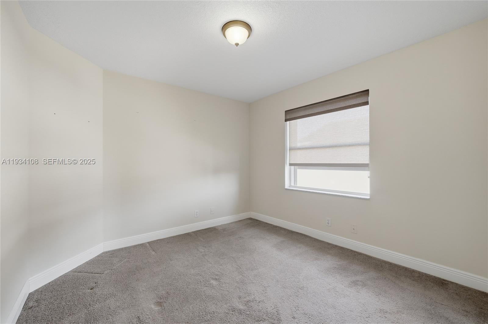 CHAPEL LAKE ESTATES - Residential