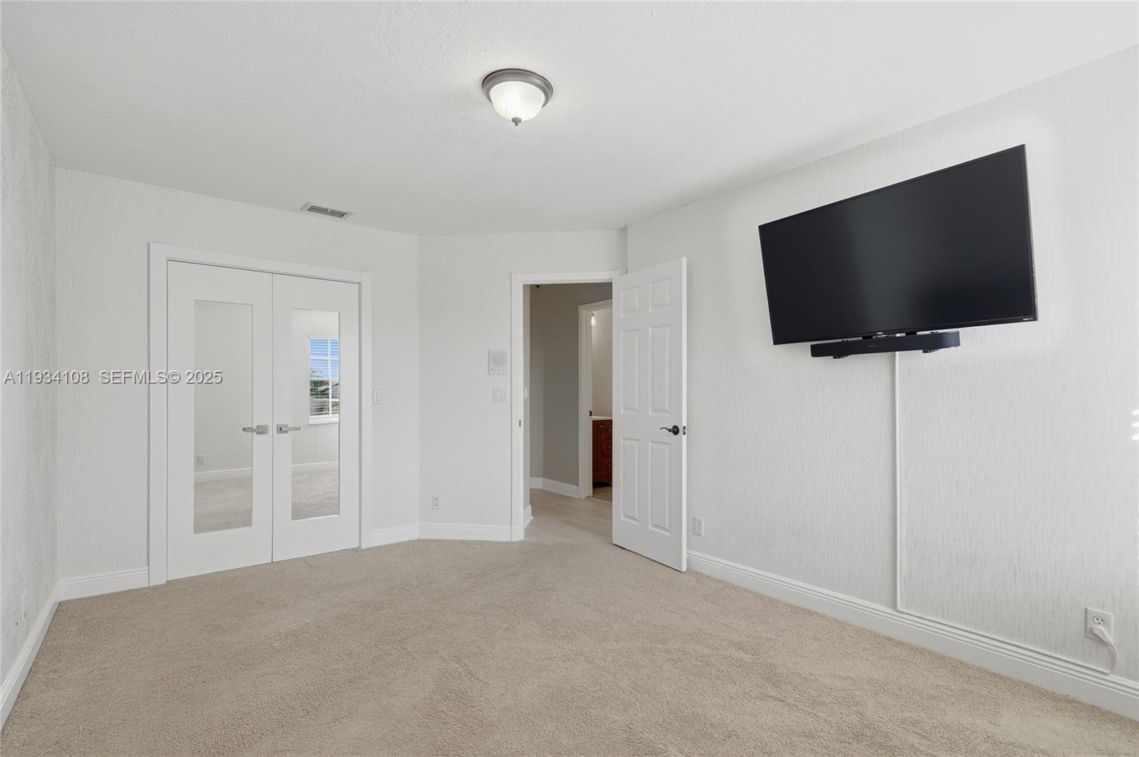 CHAPEL LAKE ESTATES - Residential