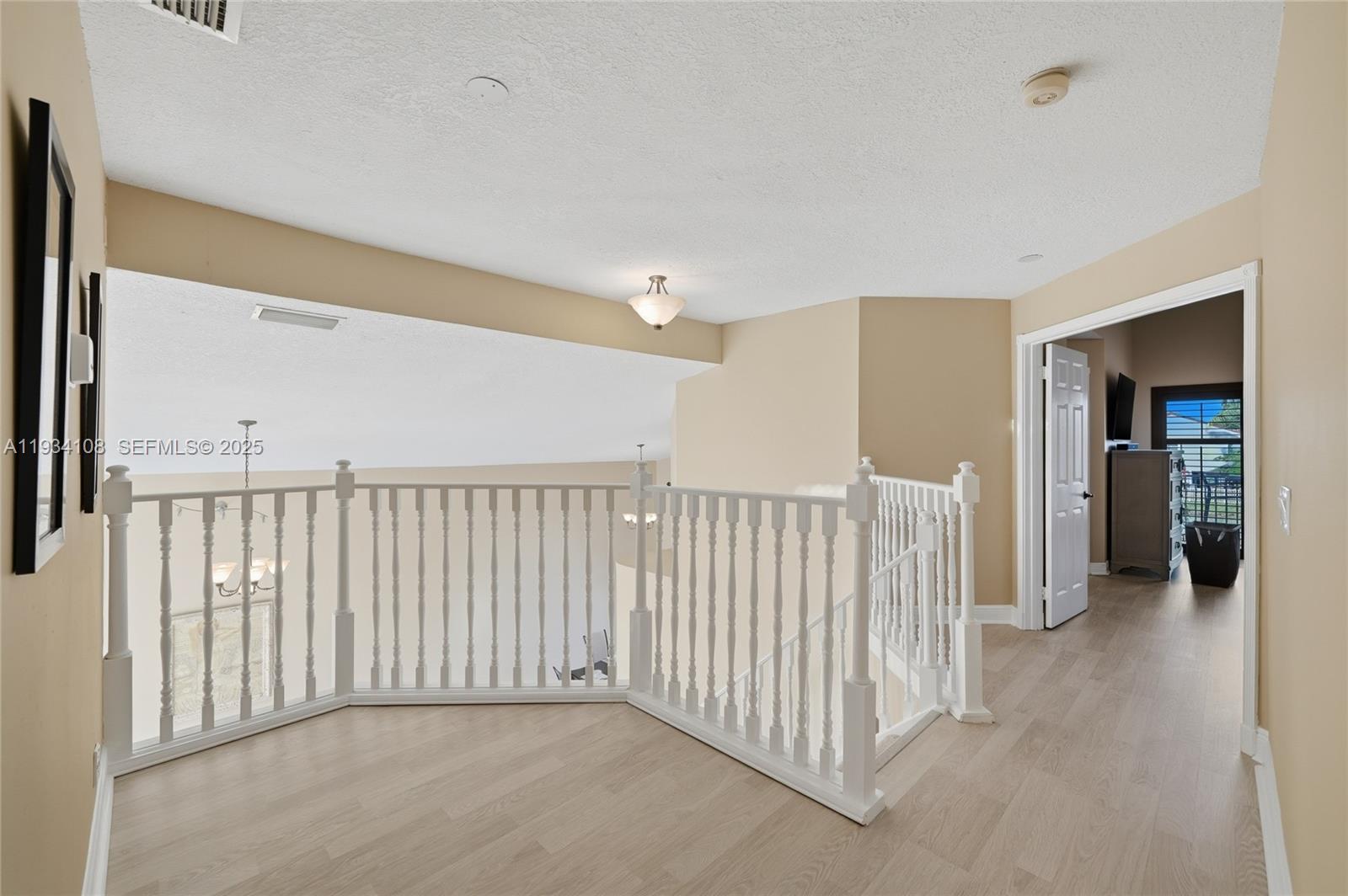 CHAPEL LAKE ESTATES - Residential