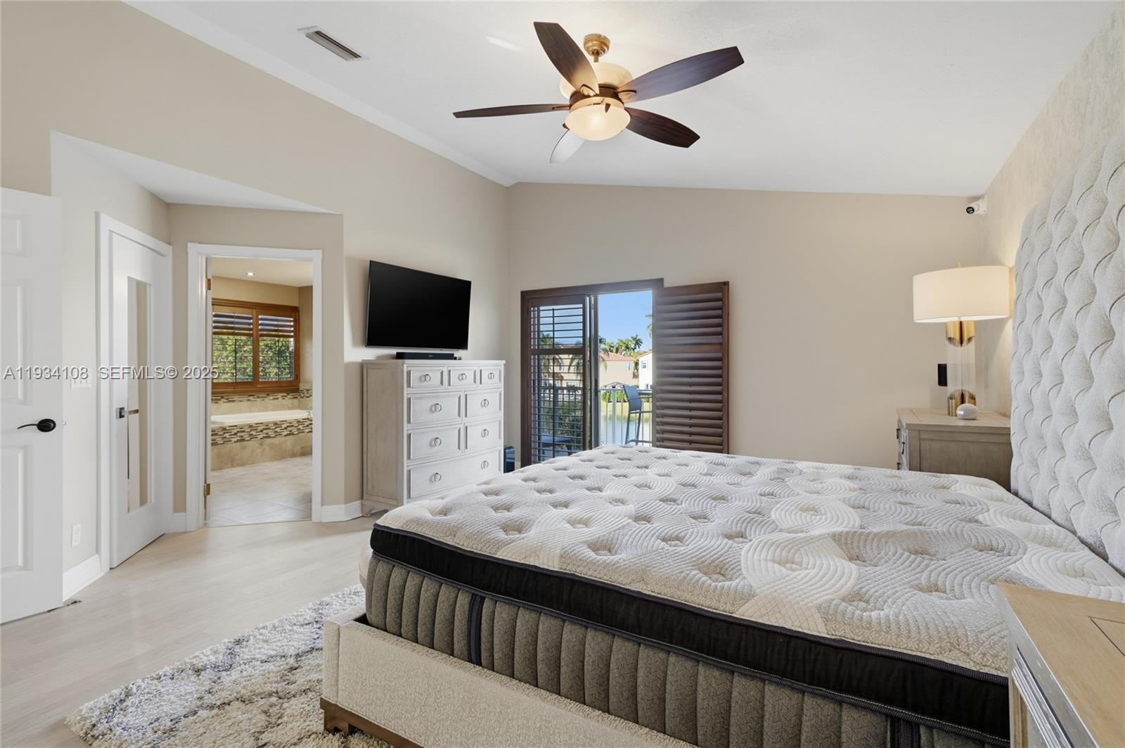 CHAPEL LAKE ESTATES - Residential