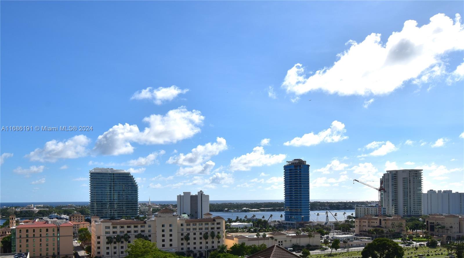 CITYPLACE SOUTH TOWER CON - Residential