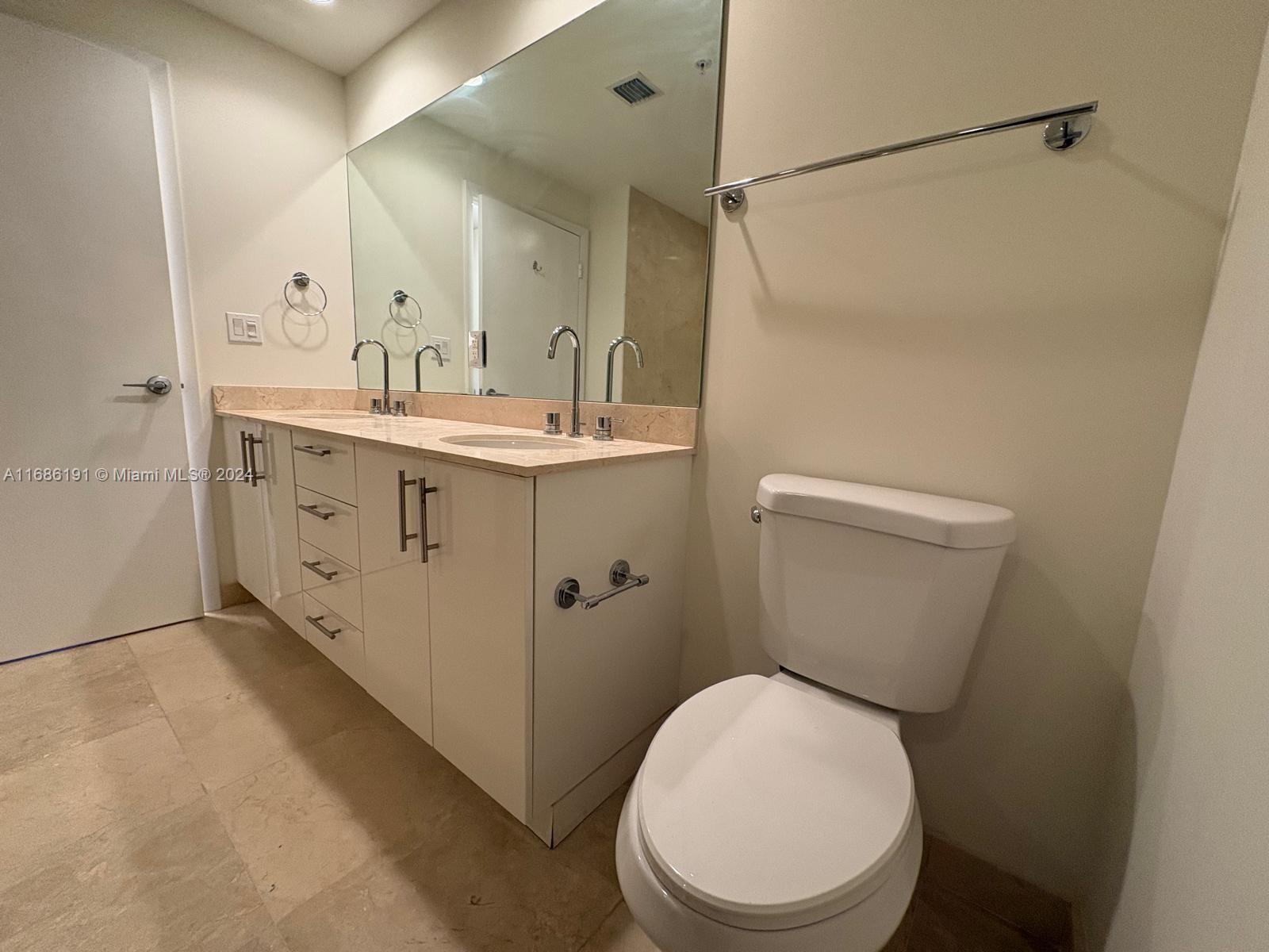 CITYPLACE SOUTH TOWER CON - Residential