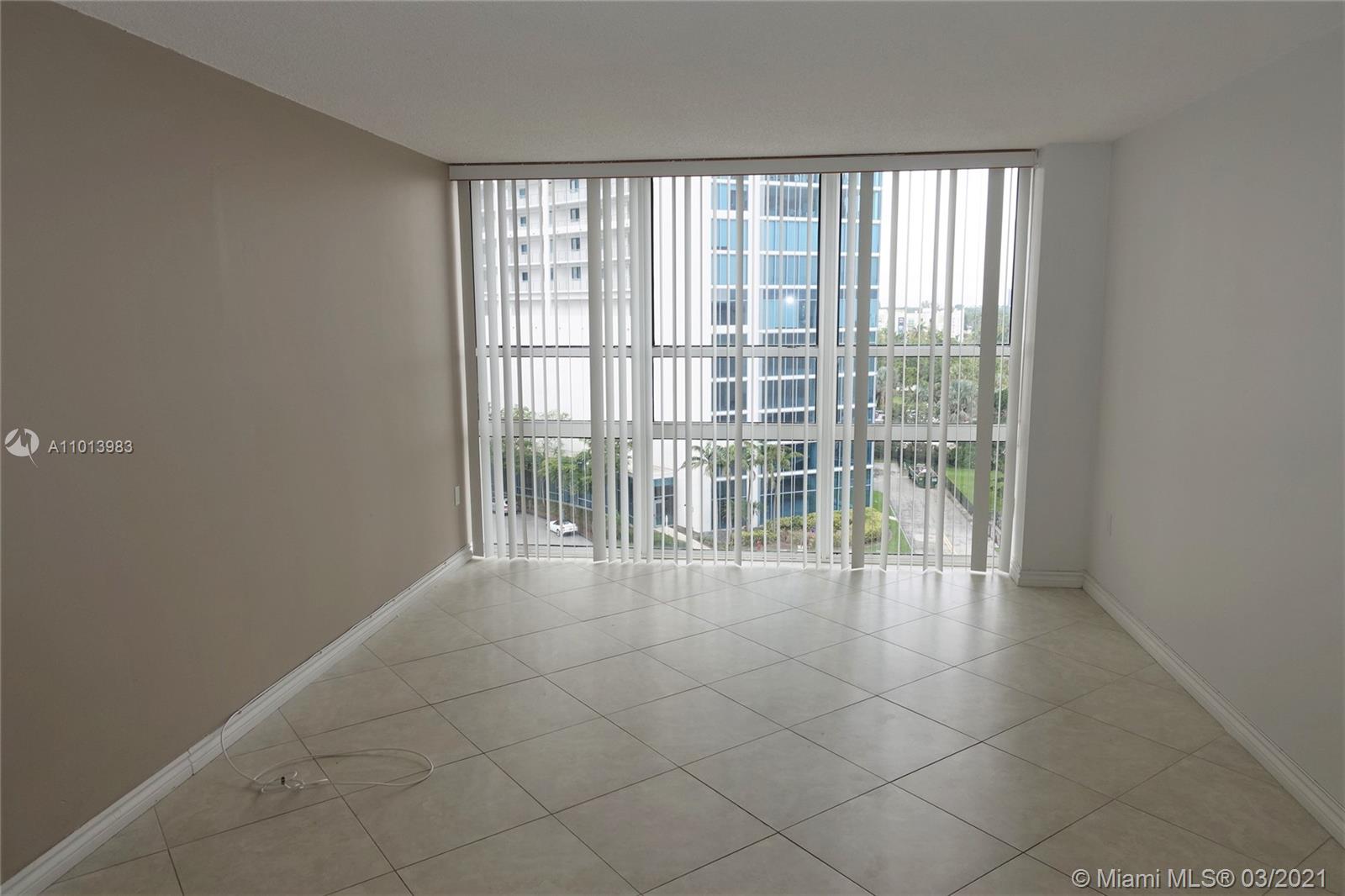 CHARTER CLUB CONDO - Residential