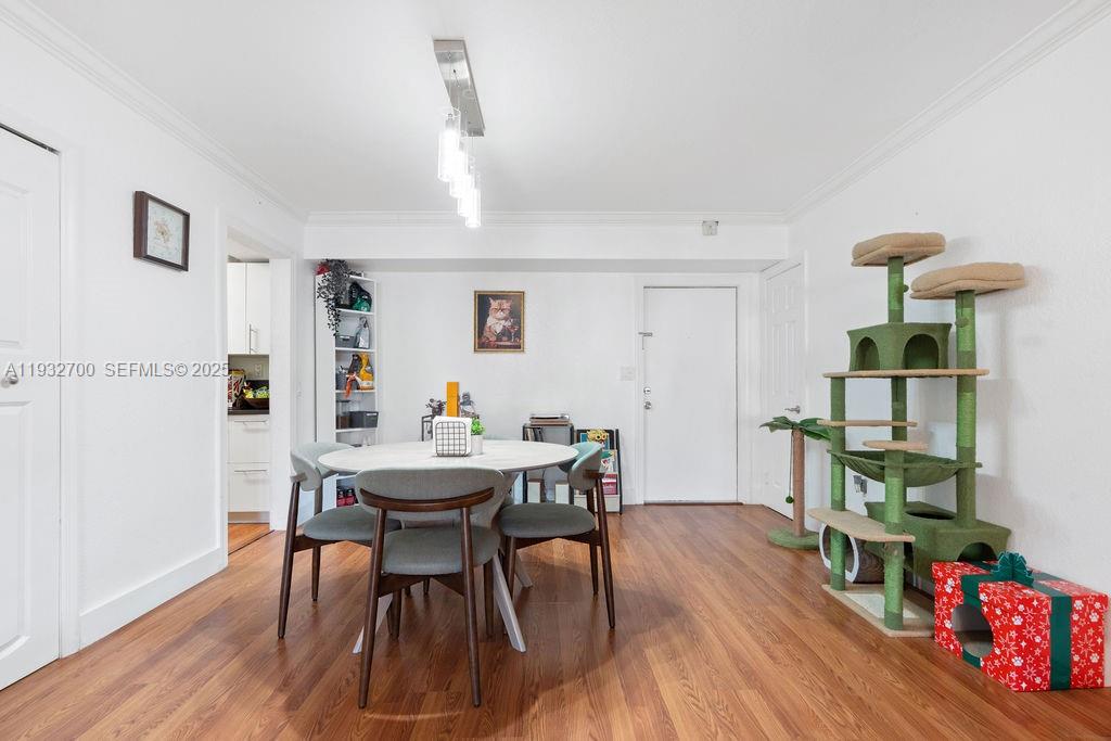 VENETIAN PALMS CONDO - Residential