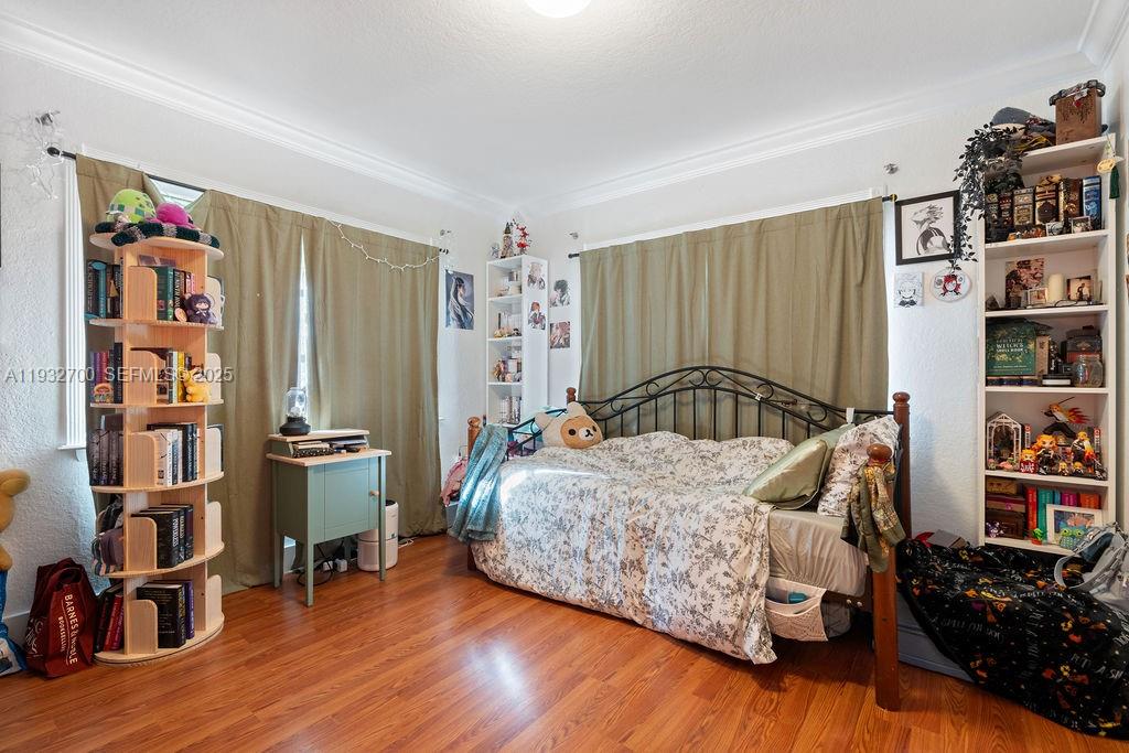 VENETIAN PALMS CONDO - Residential