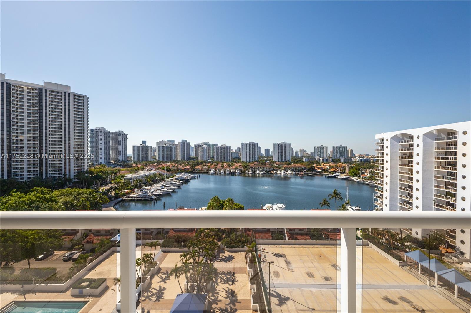 Property for Sale at 3640 Yacht Club Dr 1209, Aventura, Miami-Dade County, Florida - Bedrooms: 2 
Bathrooms: 2  - $430,000