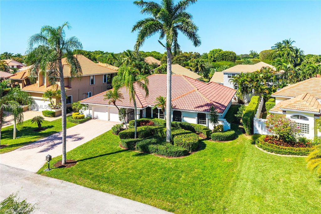 Photo of 6005 Buena Vista Ct, Boca Raton, FL 33433 (MLS # A11996442)