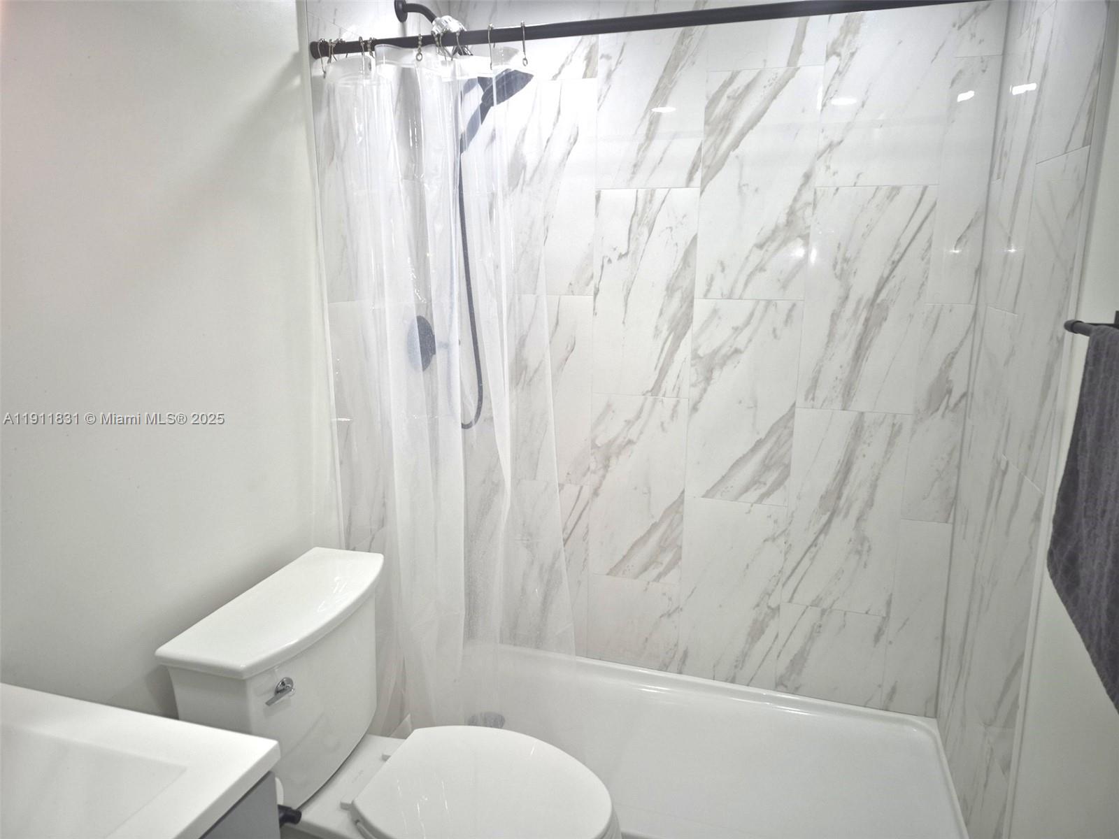 CROMWELL WEST CONDO - Residential Lease