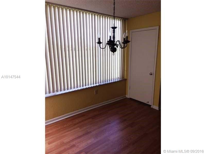LAKEVIEW CLUB CONDO - Residential Lease