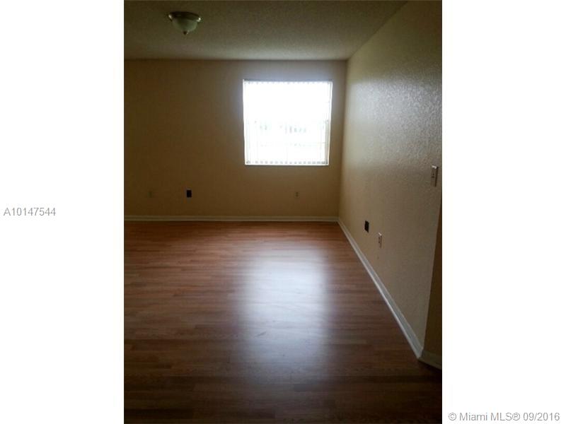 LAKEVIEW CLUB CONDO - Residential Lease
