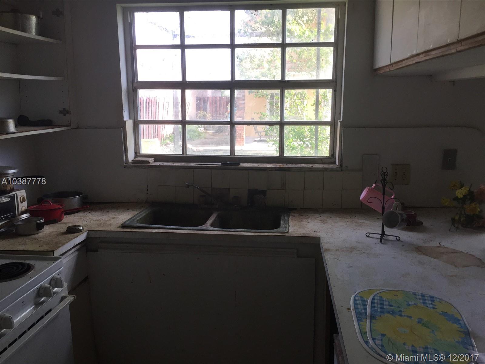 LAKES OF THE MEADOW - Residential