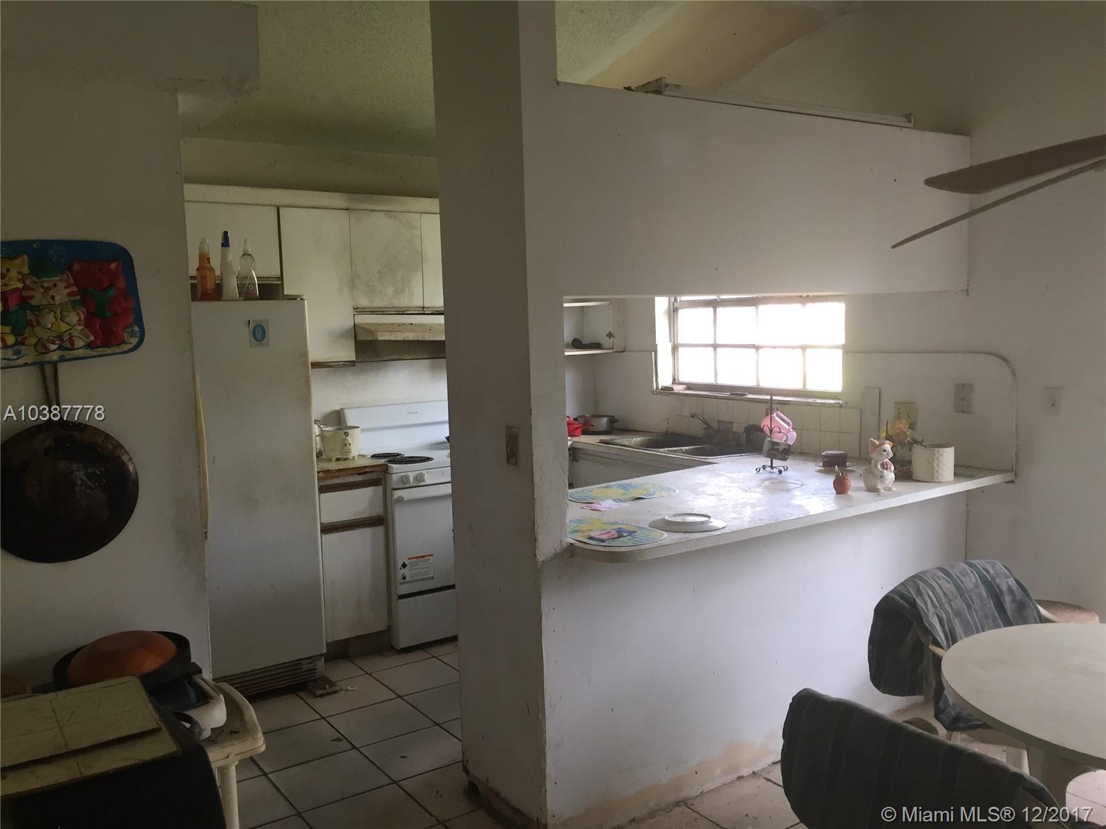 LAKES OF THE MEADOW - Residential