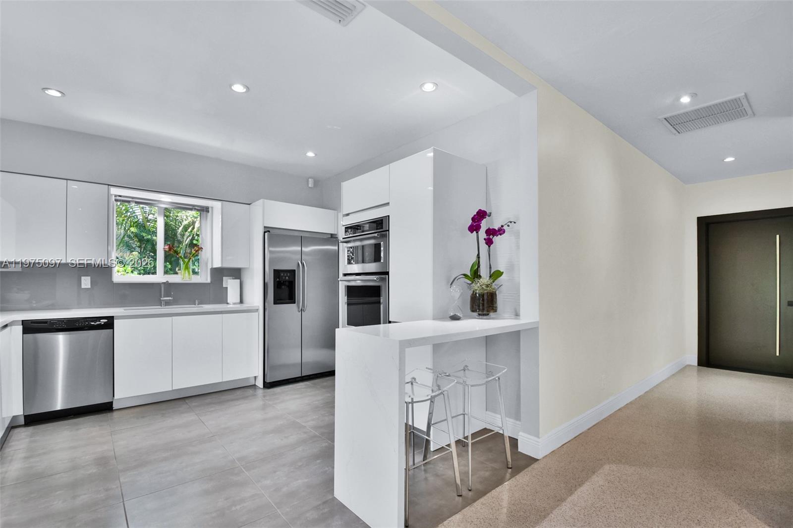 MIAMI SHORES ESTATES - Residential Lease