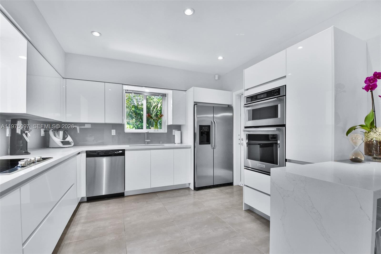 MIAMI SHORES ESTATES - Residential Lease