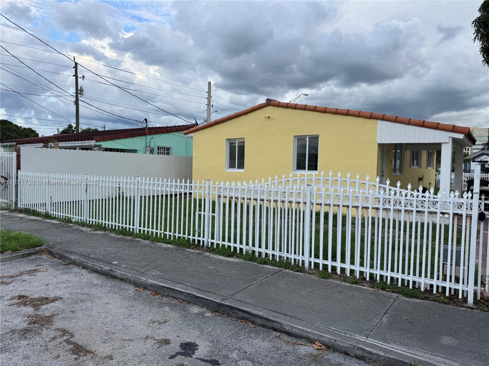 HIALEAH PK - Residential