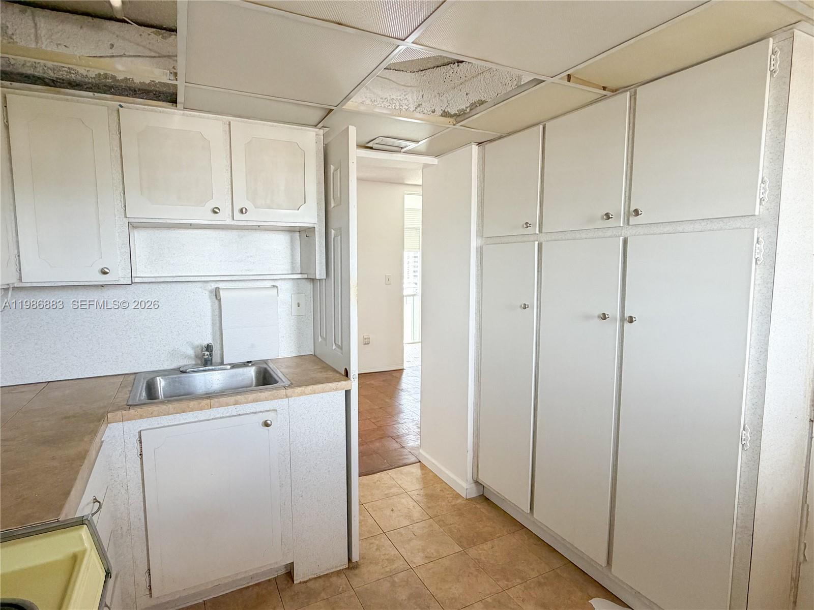 POINT EAST ONE CONDO-BLDG - Residential