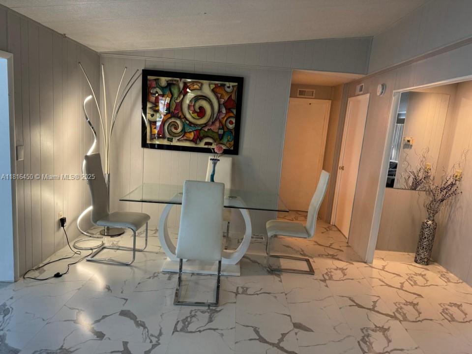 HIGHLAND MEADOWS ESTATES - Residential