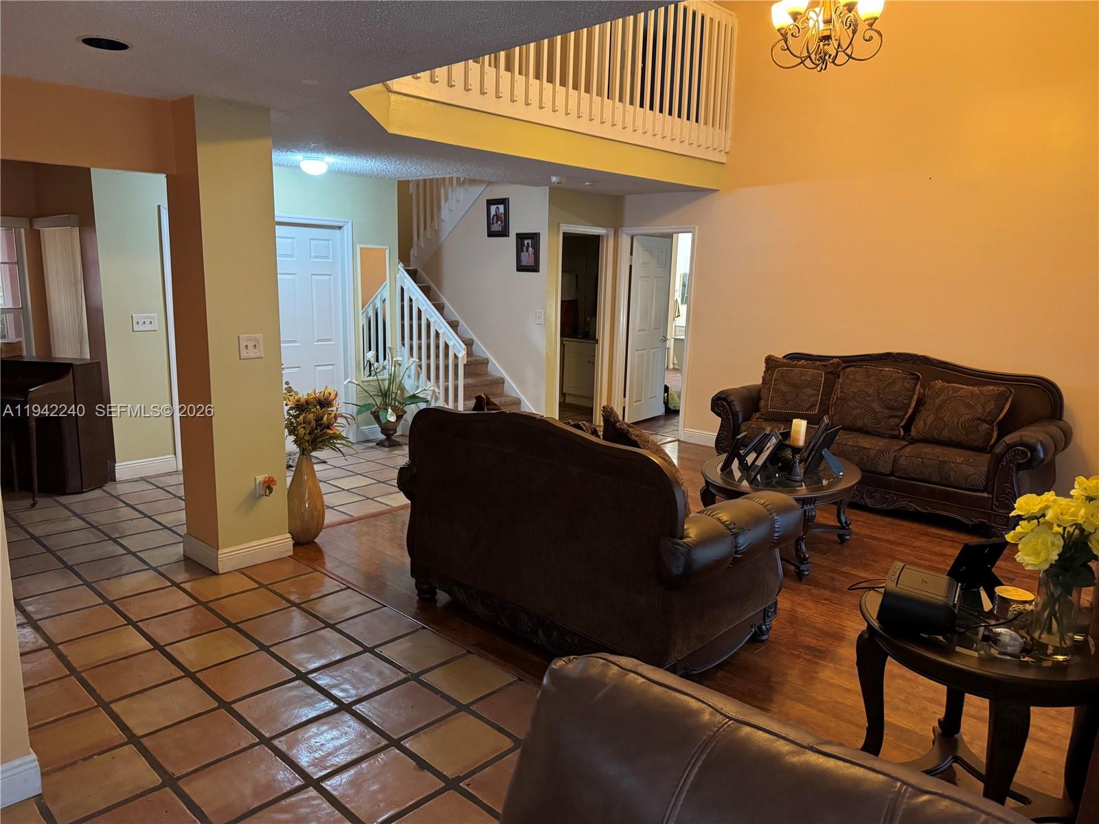 LAKES ON THE GREEN - SEC - Residential