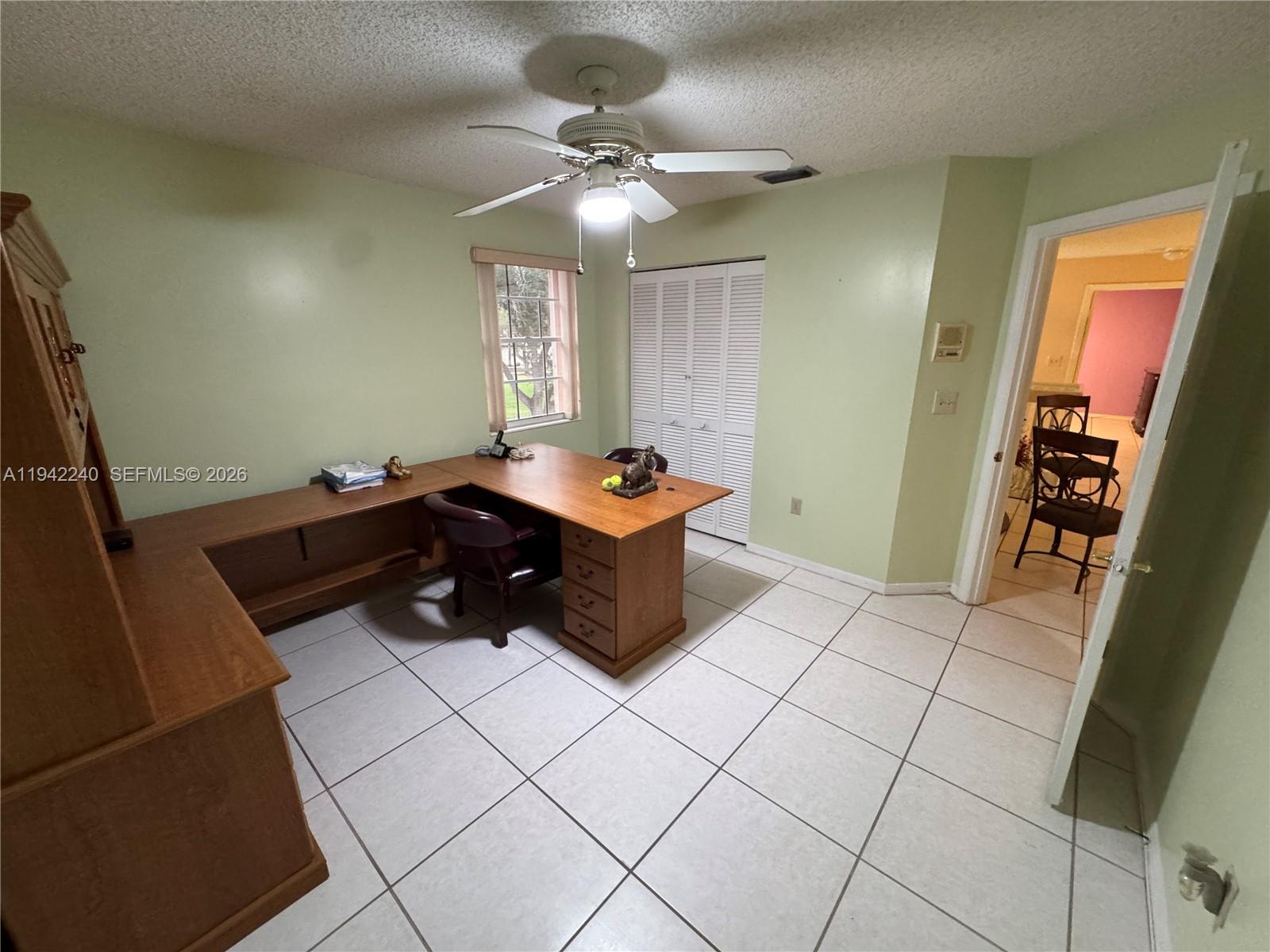 LAKES ON THE GREEN - SEC - Residential