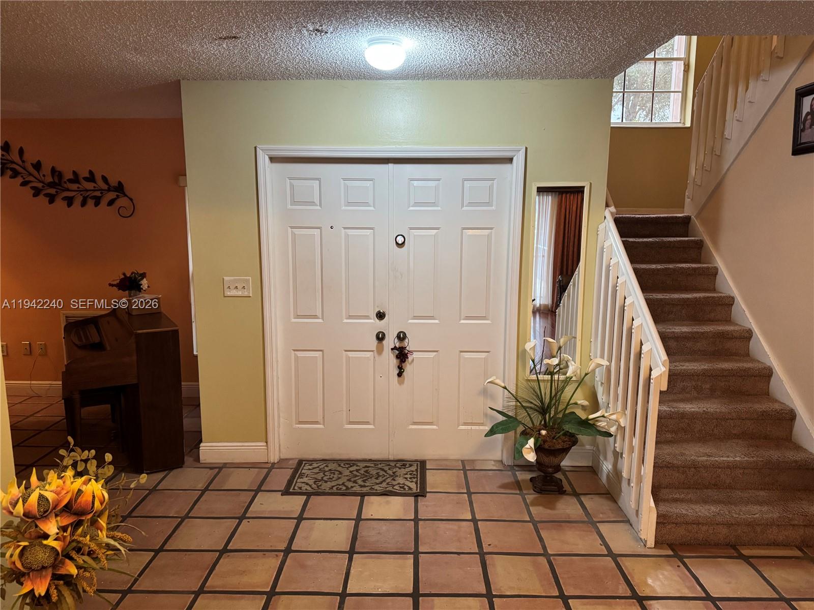 LAKES ON THE GREEN - SEC - Residential