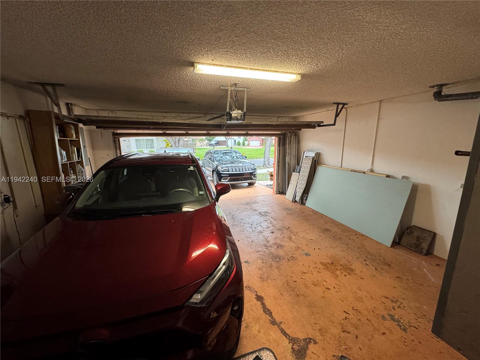 LAKES ON THE GREEN - SEC - Residential