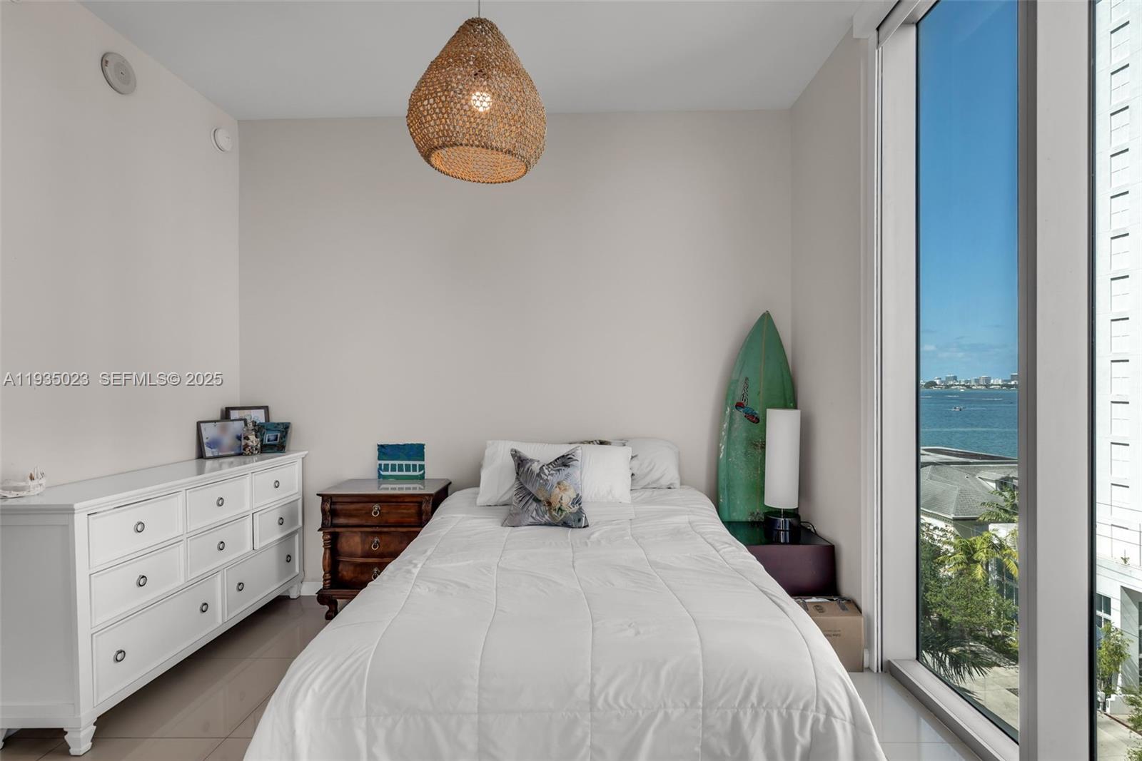 ELOQUENCE ON THE BAY COND - Residential