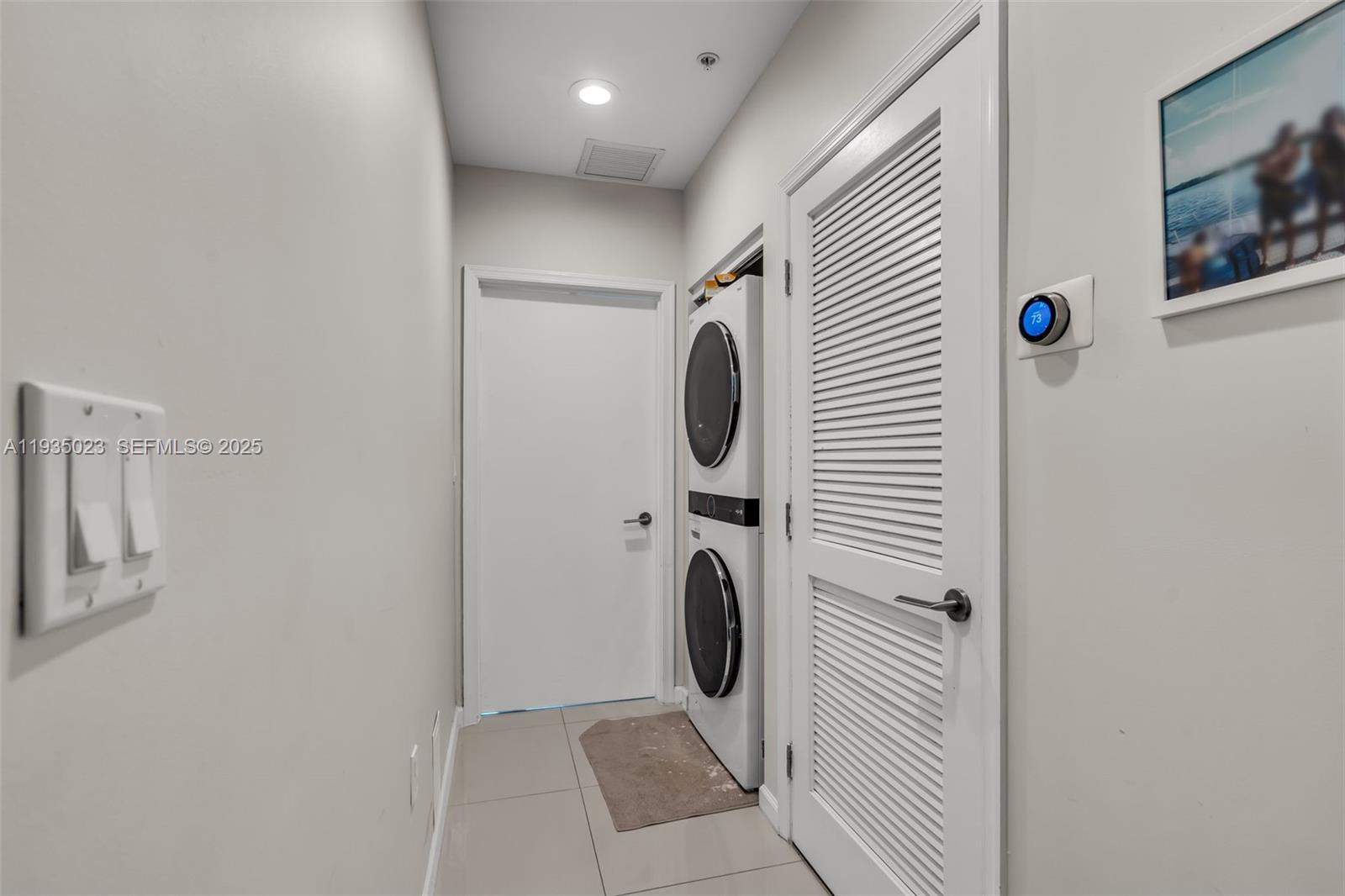 ELOQUENCE ON THE BAY COND - Residential