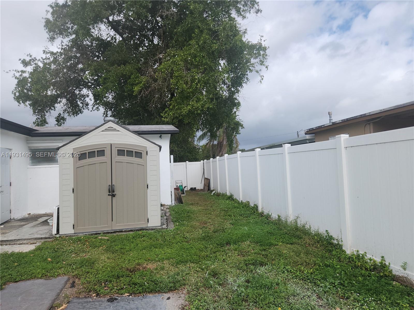 DRIFTWOOD ESTATES NO 9 AM - Residential