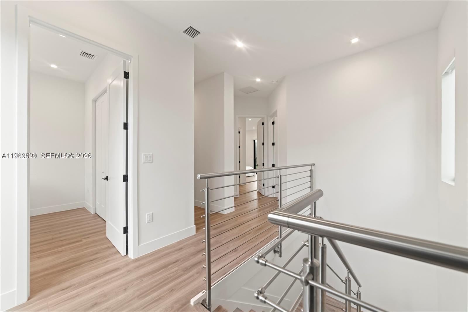 DICE POINT - Residential