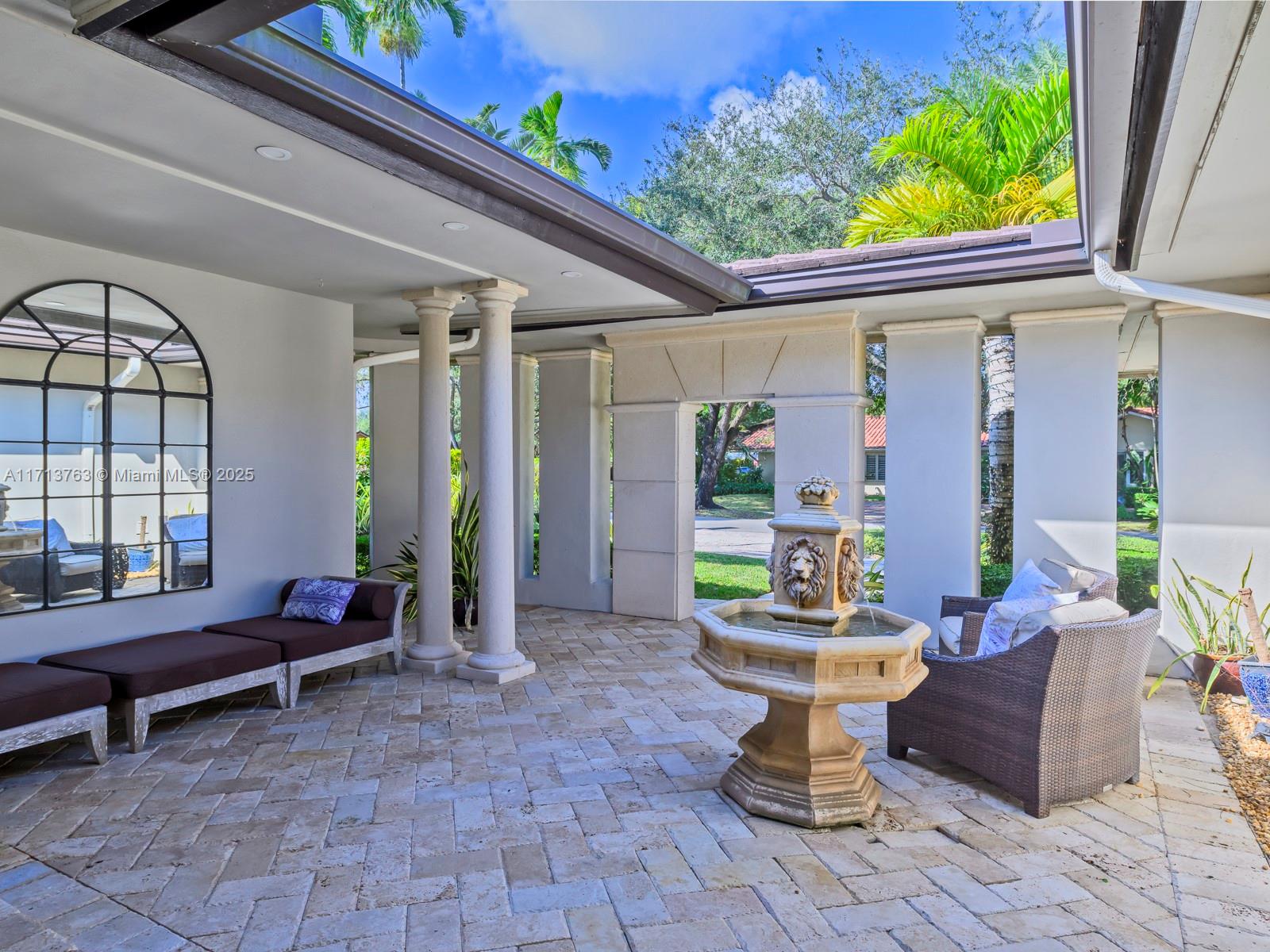MIAMI LAKES - LOCH LOMOND - Residential