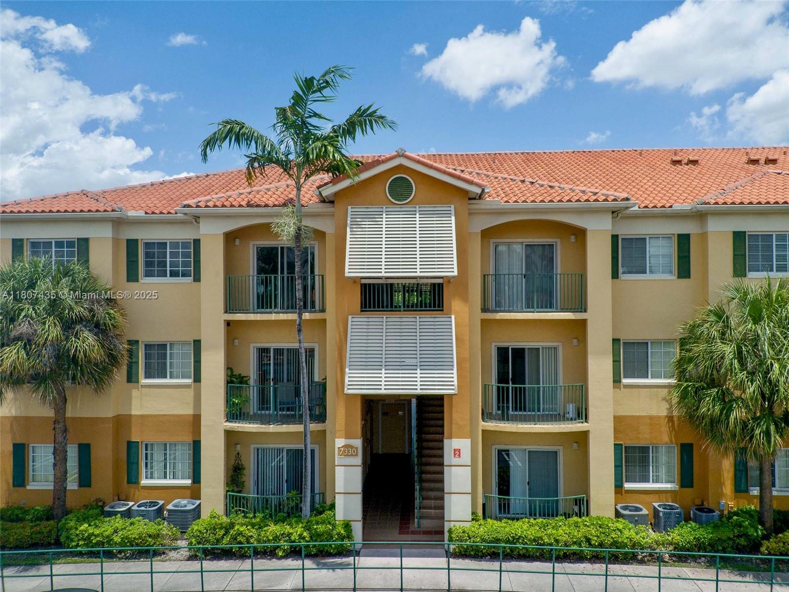 Rental Property at 7330 Nw 114th Ave 304-5, Doral, Miami-Dade County, Florida - Bedrooms: 2 
Bathrooms: 2  - $2,500 MO.