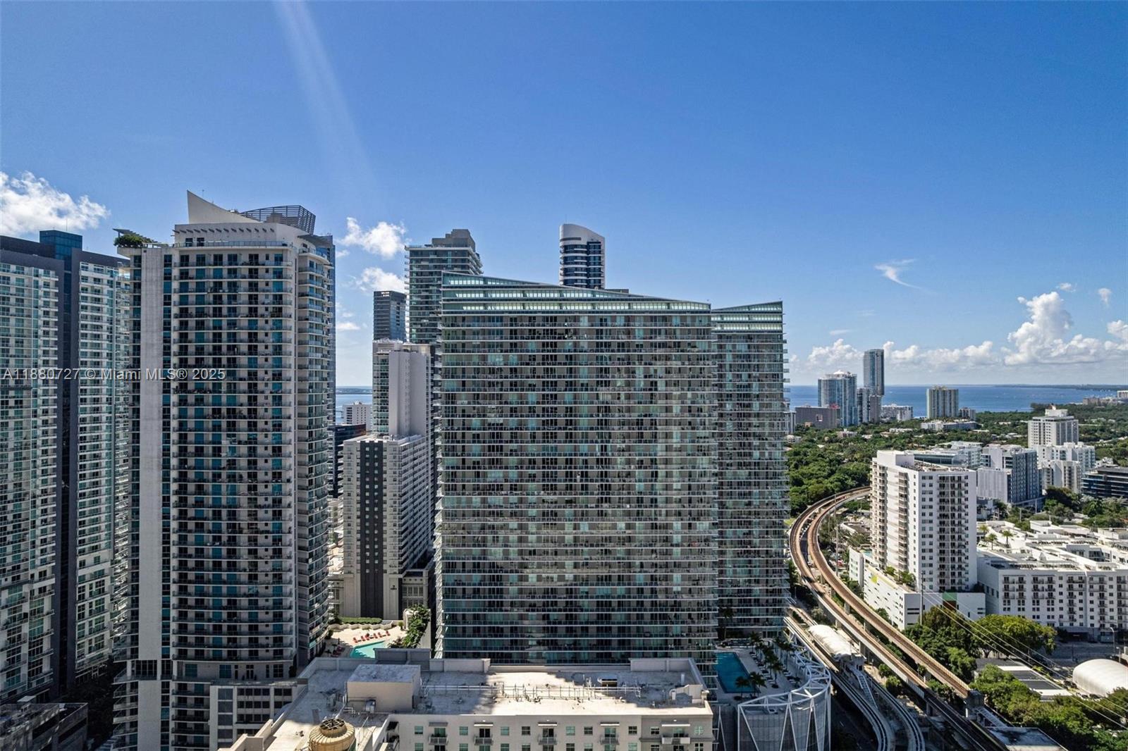 THE AXIS ON BRICKELL II C - Residential