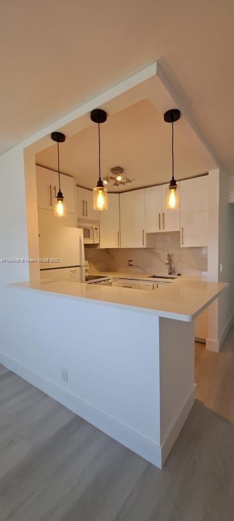 EASTHAMPTON CONDO - Residential