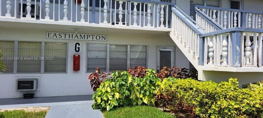 1st floor unit completely updated with new kitchen, bathroom with walk-in shower new vanity/ light ... freshlypainted, new AC, fans, window blinds.

Unit tenant occupied until April 2025 for $1300