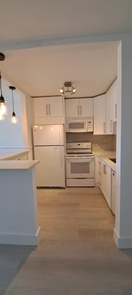 EASTHAMPTON CONDO - Residential