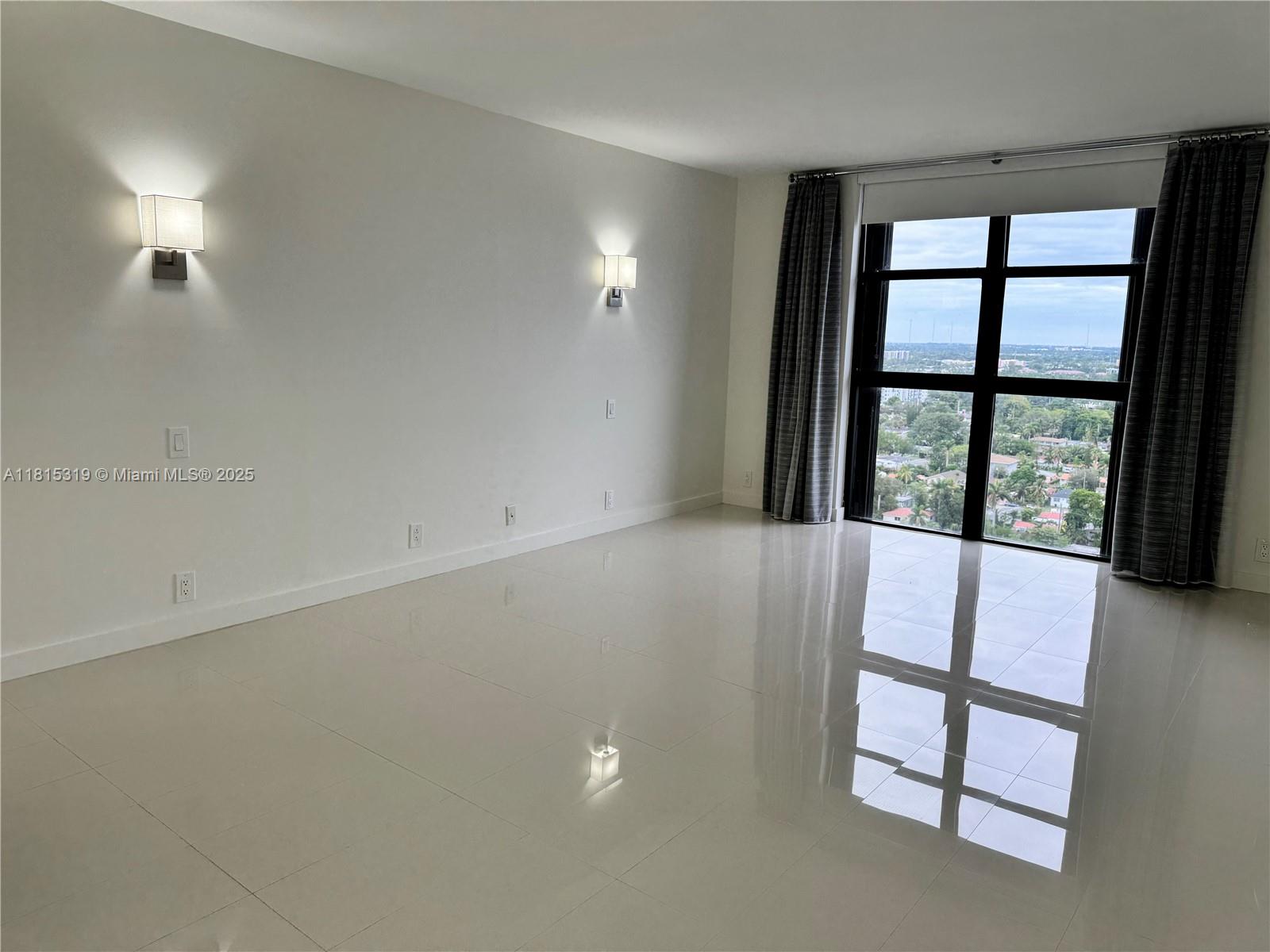 THE TOWERS OF QUAYSIDE CO - Residential Lease