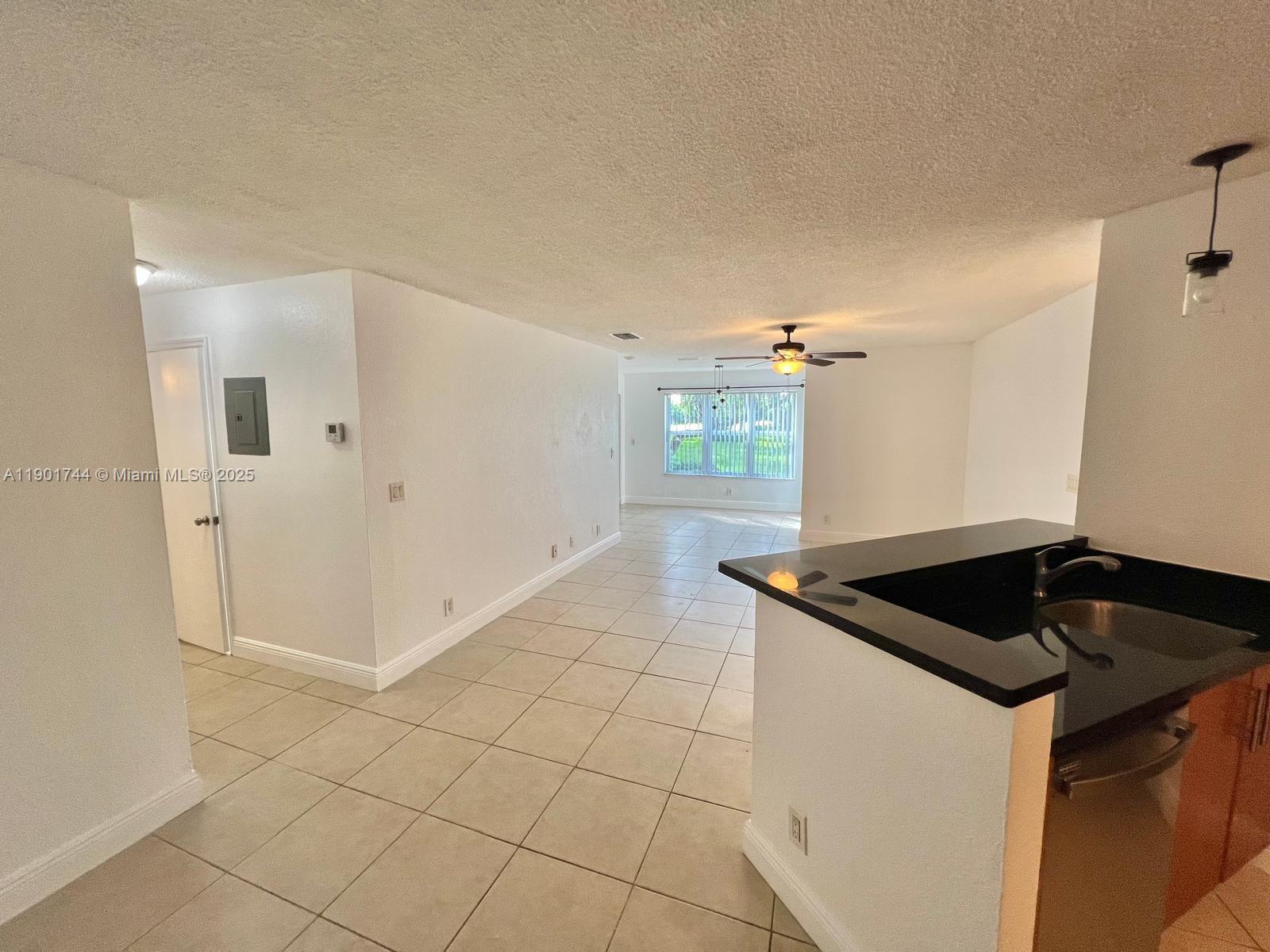 CORAL KEY CONDO - Residential Lease