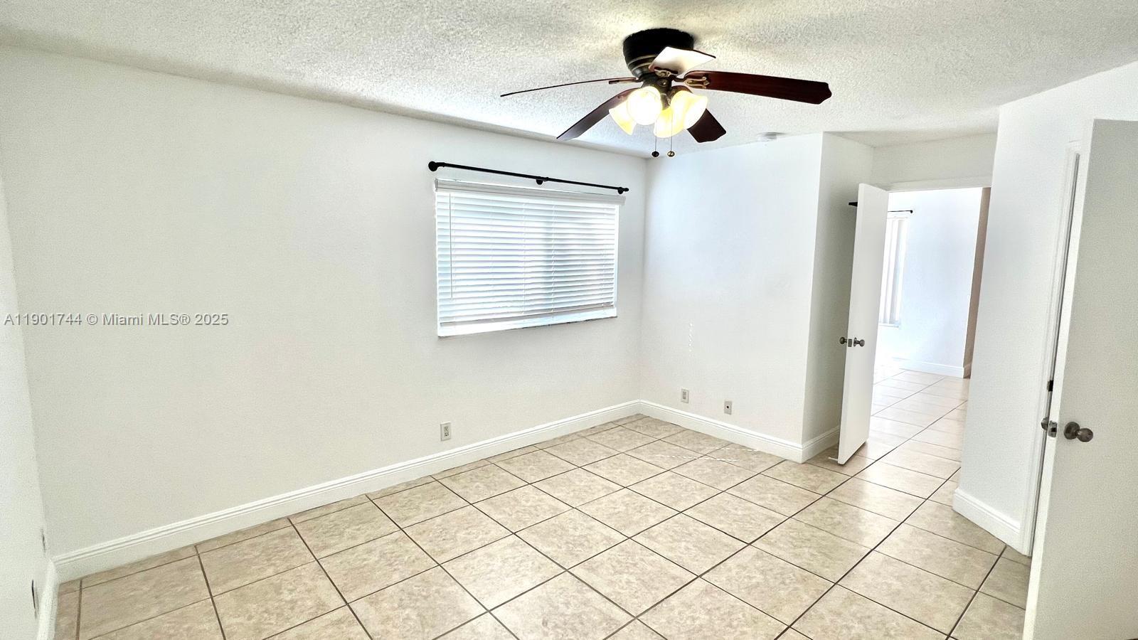 CORAL KEY CONDO - Residential Lease