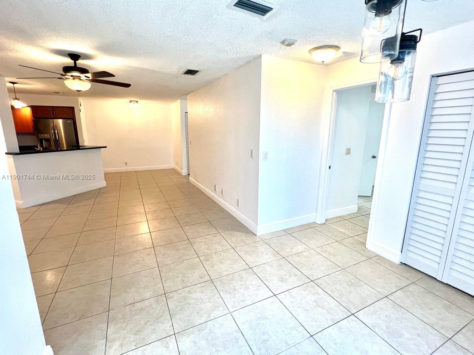 CORAL KEY CONDO - Residential Lease