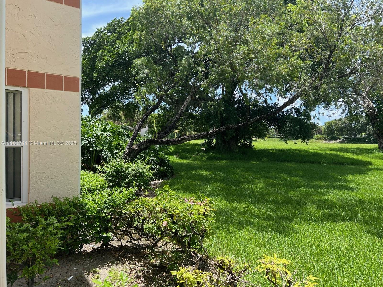 CORAL KEY CONDO - Residential Lease