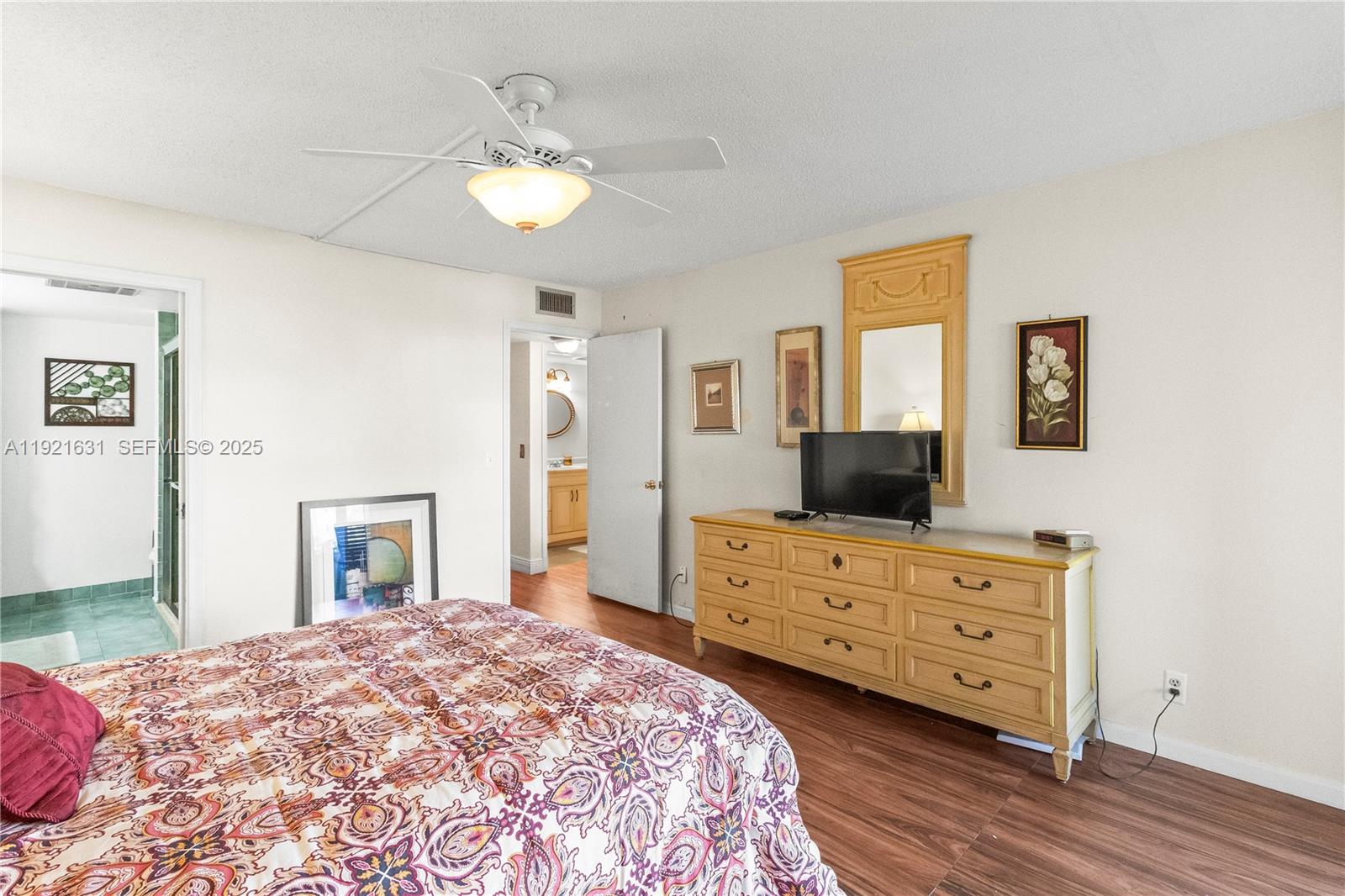 Wellington Condo A-H & J-M - Residential