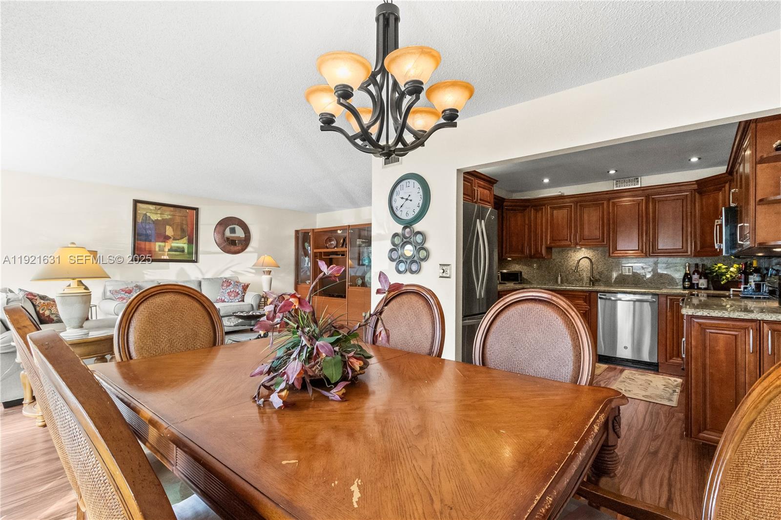 Wellington Condo A-H & J-M - Residential