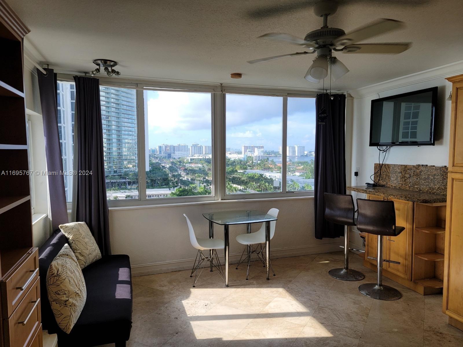 THE AVENTURA BEACH CLUB C - Residential