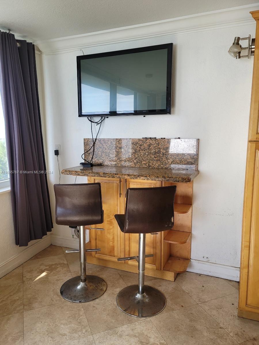 THE AVENTURA BEACH CLUB C - Residential