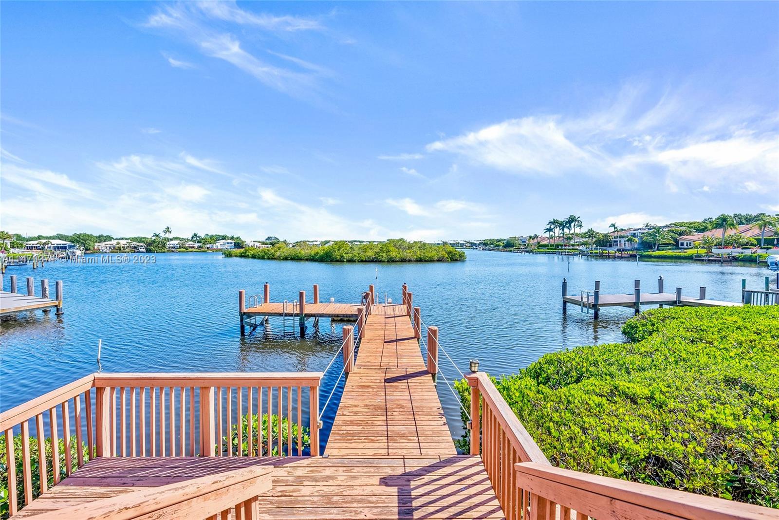 Admirals Cove - Residential