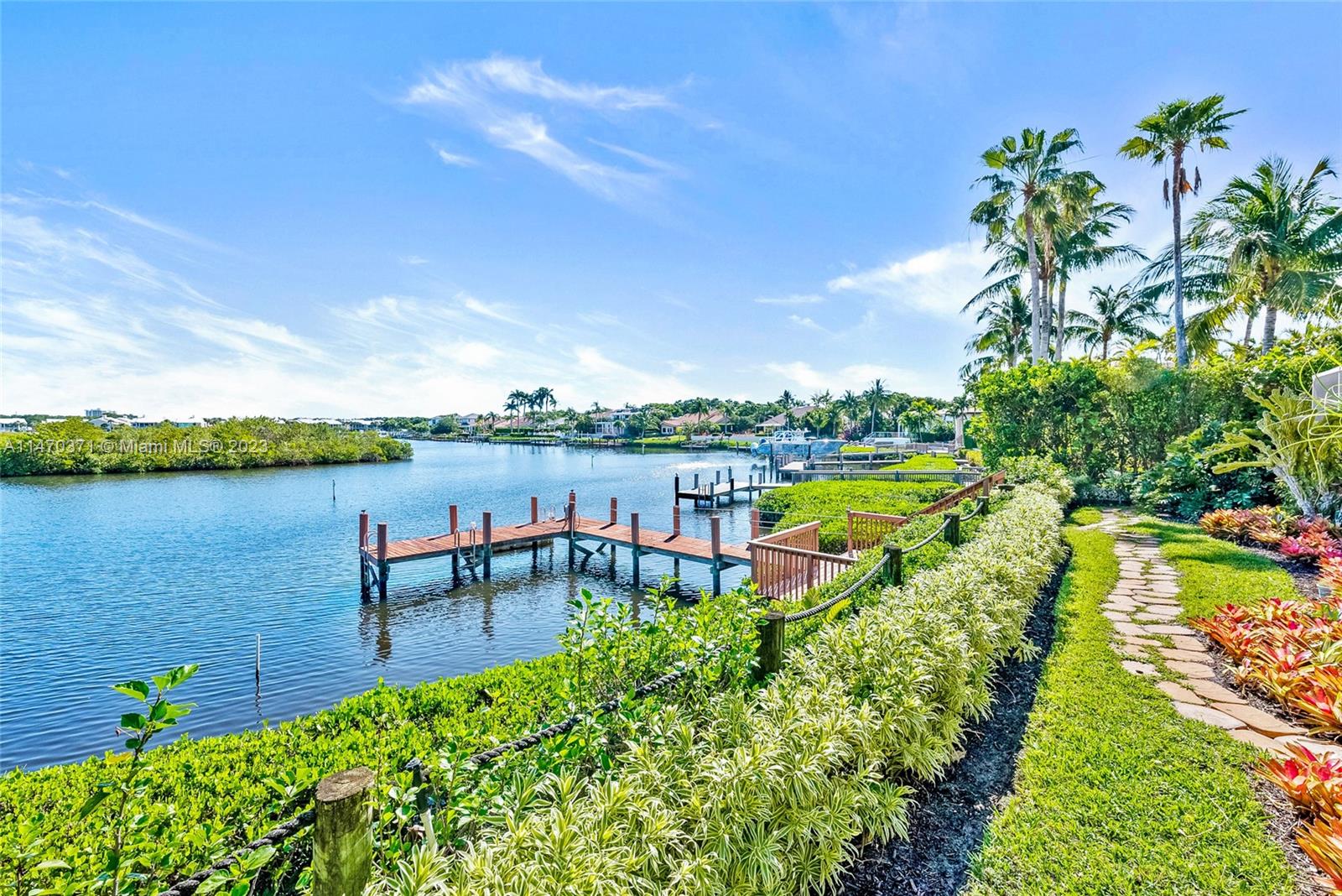 Admirals Cove - Residential