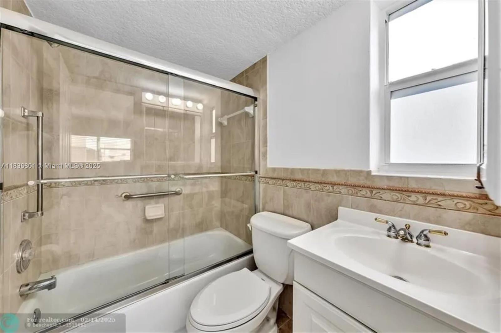 MAINSAIL CONDOMINIUM - Residential Lease