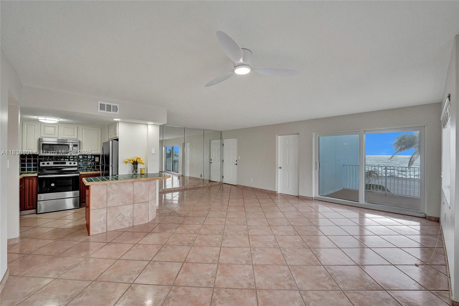 MAINSAIL CONDOMINIUM - Residential Lease