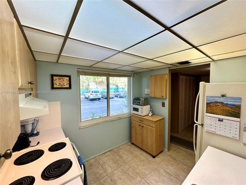 A home in Lauderdale Lakes