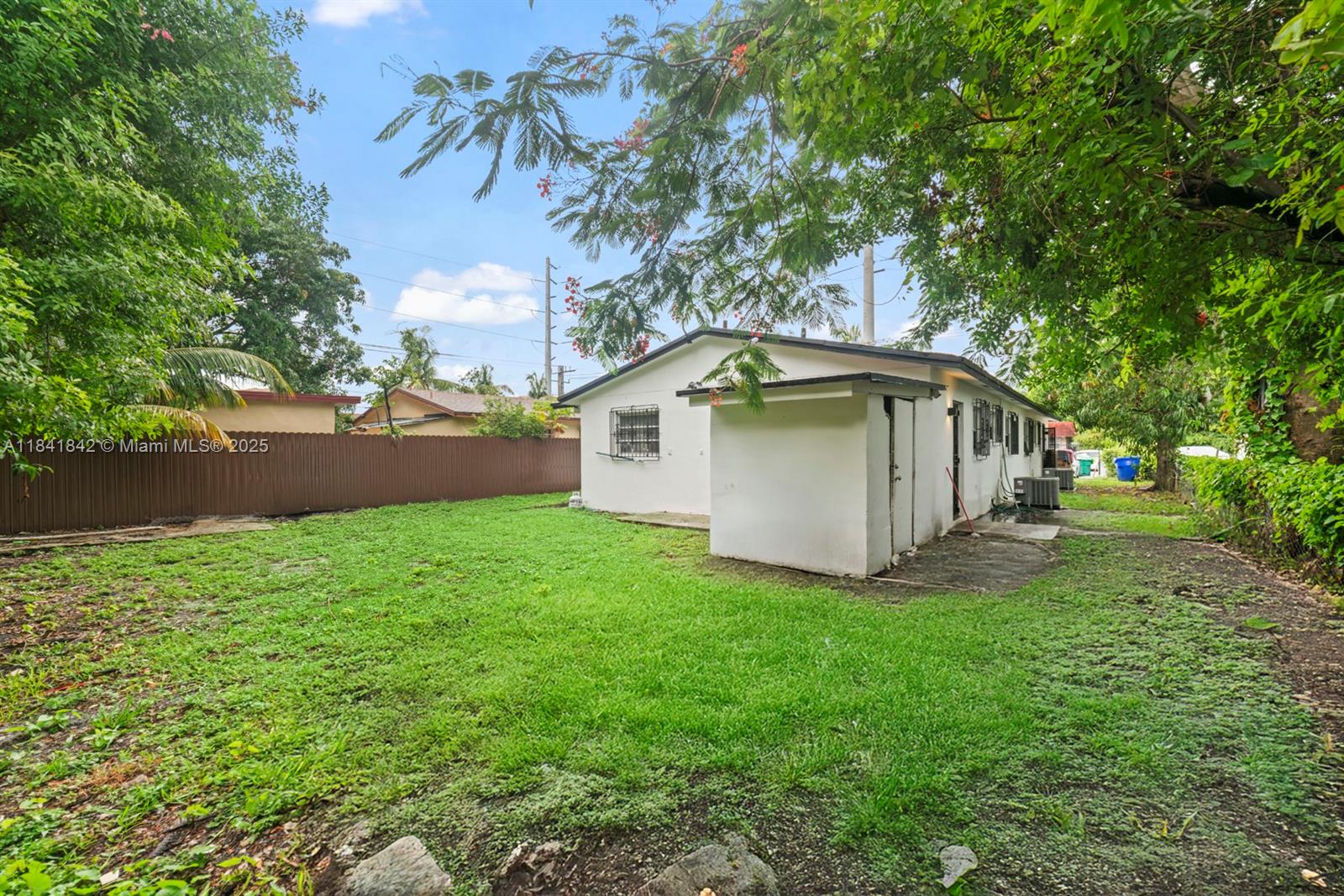 BUENA VISTA GARDENS - Residential Income